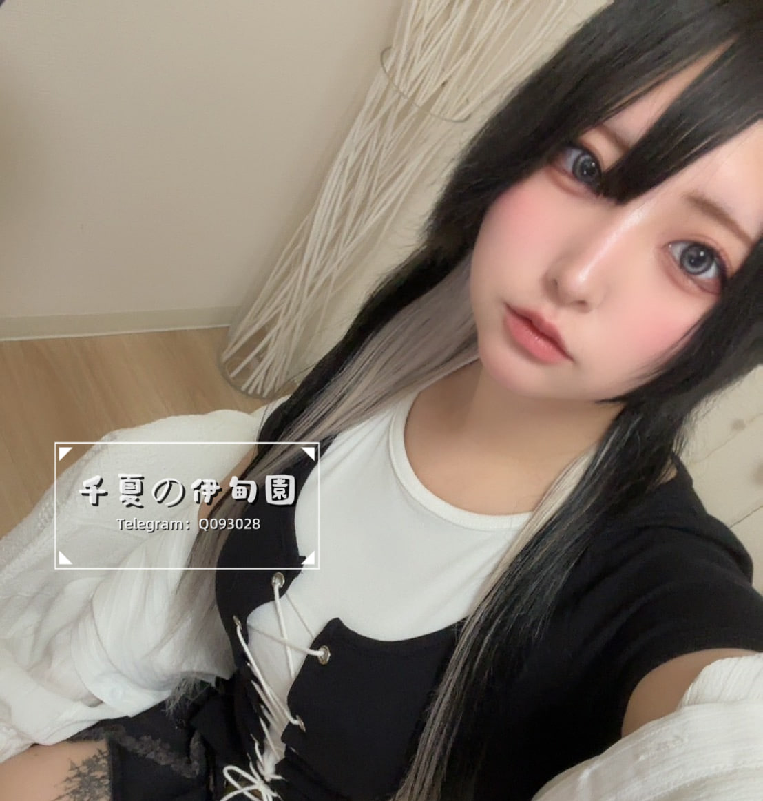 千夏の伊甸園 | 照れ笑いの奥にある“エロい子”の素質、見逃さないで。